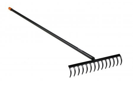 FISKARS hrábě s násadou SOLID (135715) hrábě SOLID