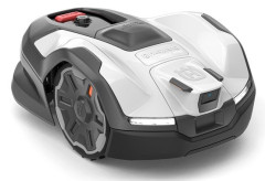 HUSQVARNA AUTOMOWER 405VE NERA - 900m2, AI-kamera, GSM,GPS, EPOS + data 10roků ZDARMA robotická sekačka. - U nás si můžete objednat odbornou instalaci na vaší zahradě.