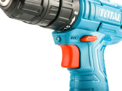 TOTAL THKTHP10812 Vrtací šroubovák AKU 12V Li-ion s nářadím, sada 81ks